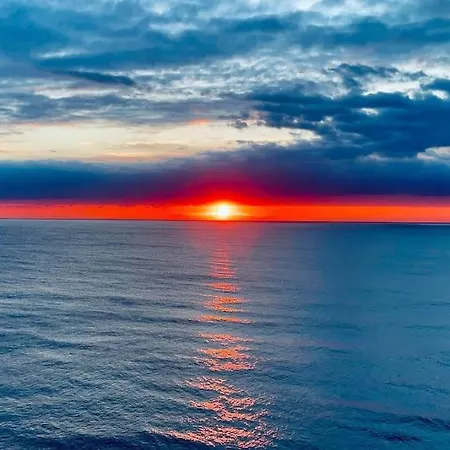 Prázdninový dům Lizandro & Sunset *